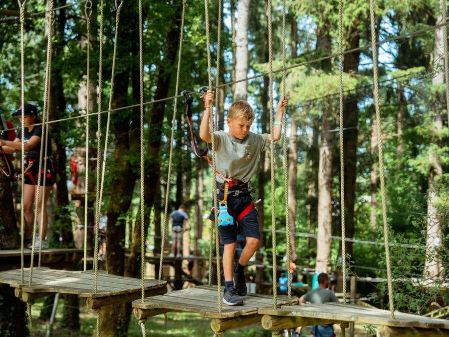 Anniversaire accrobranche à La Vallée des Korrigans