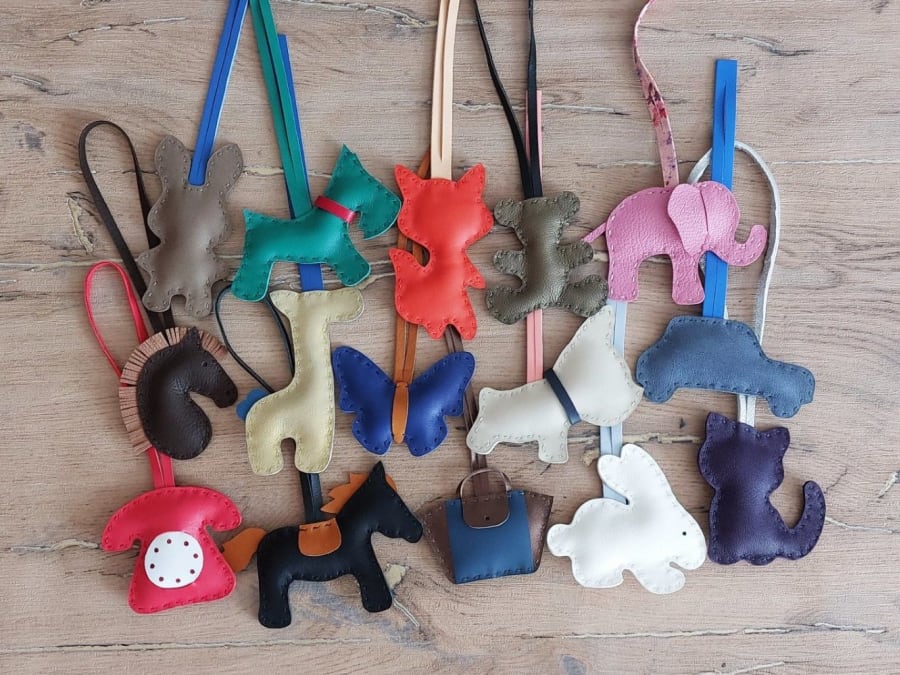 Atelier réalisation d'un charm en cuir à Cholet (49)