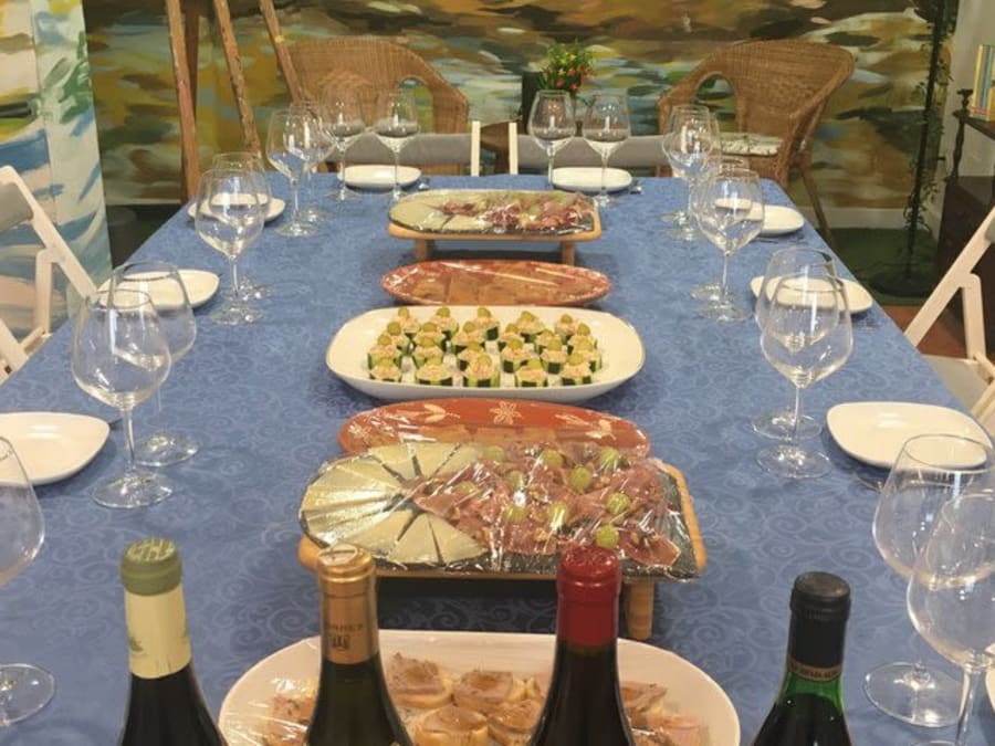 Proeverij van Galicische wijnen met een lunch waarbij de gerechten en wijnen op elkaar zijn afgestemd