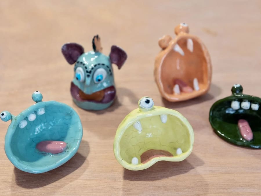 Parent/child ceramics workshop in Paris 19th arrondissement