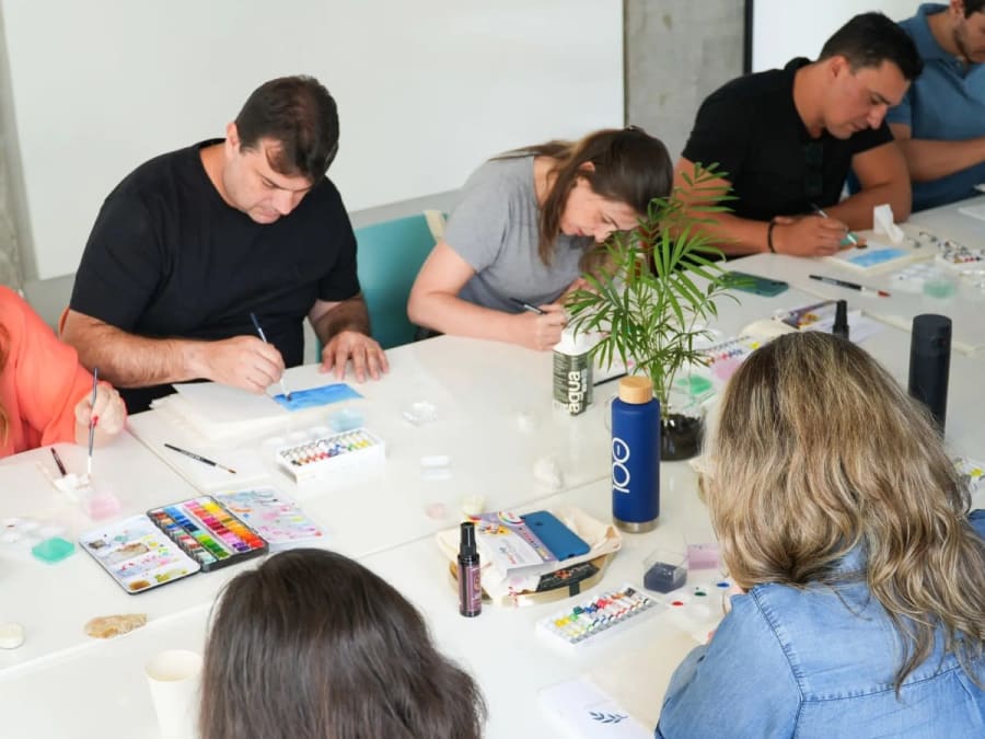 Team Building atelier aquarelle à Paris 9ème