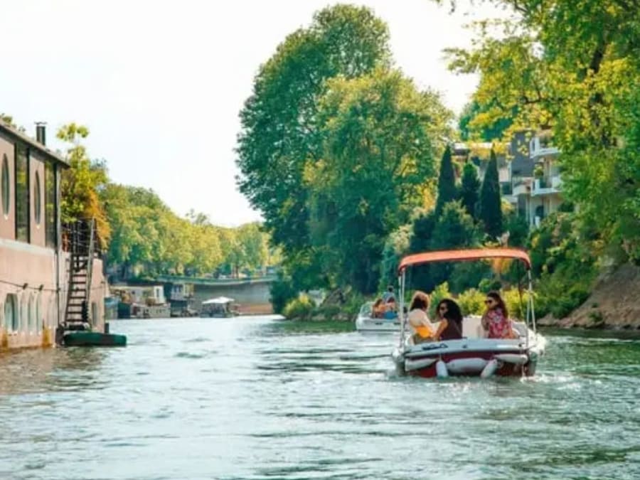 Location de bateau électrique (7 pers. max) à Cergy