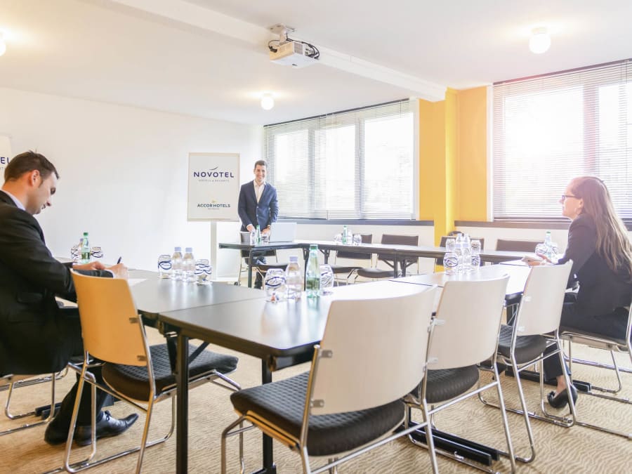 Novotel Le Mans Est **** (72)