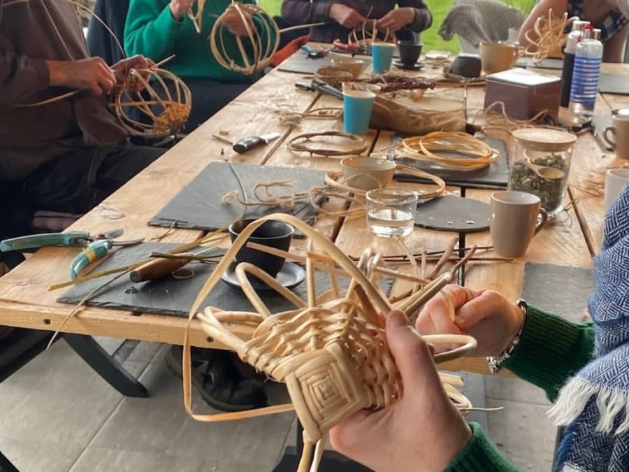 Atelier initiation à la vannerie à Aix-en-Provence (13)