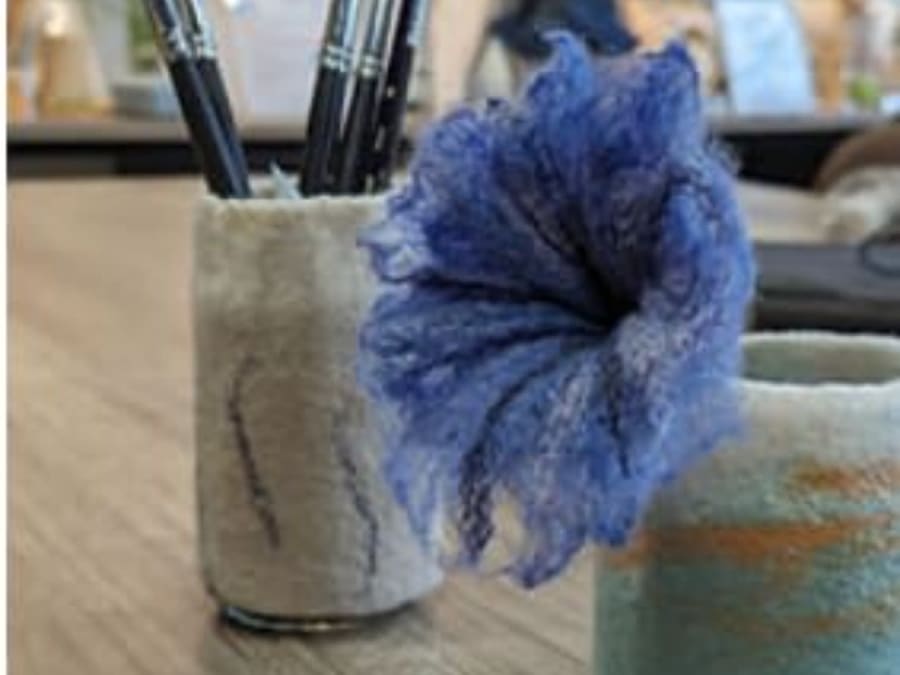 Atelier fabrication de cache-pot en feutre à Chambéry (73)