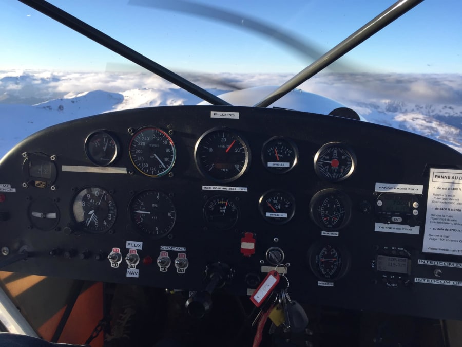 Initiation au pilotage d'ULM Multiaxes à Coltines (15)