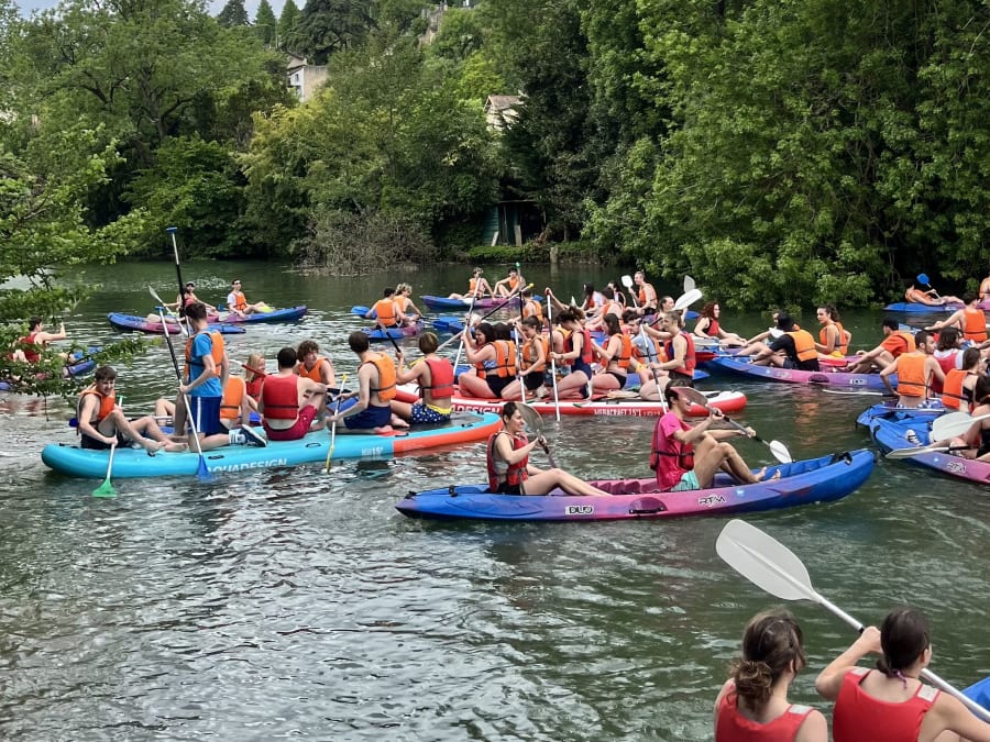 Team Building balade en canoë à Poitiers (86)
