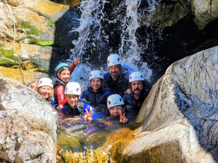 Canyoning découverte au canyon de la Borne en Ardèche (07)