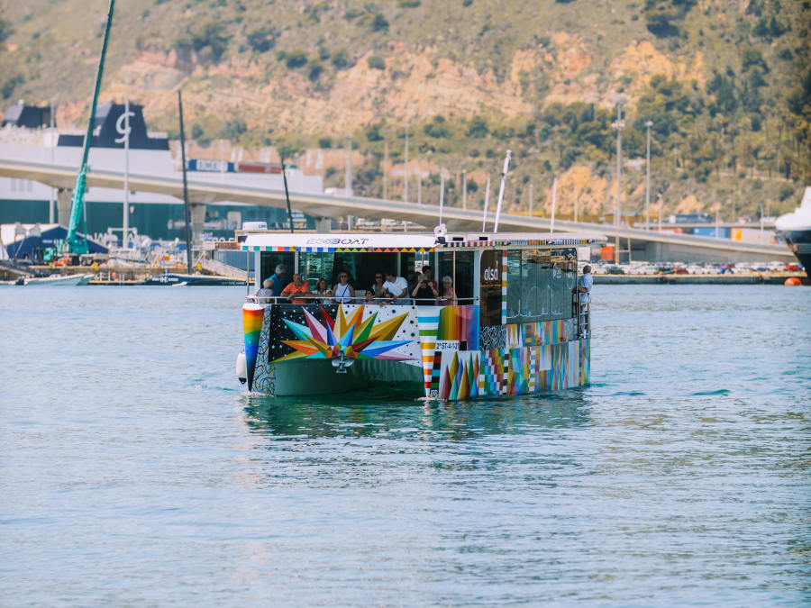Passeio de barco e tapas em Barcelona