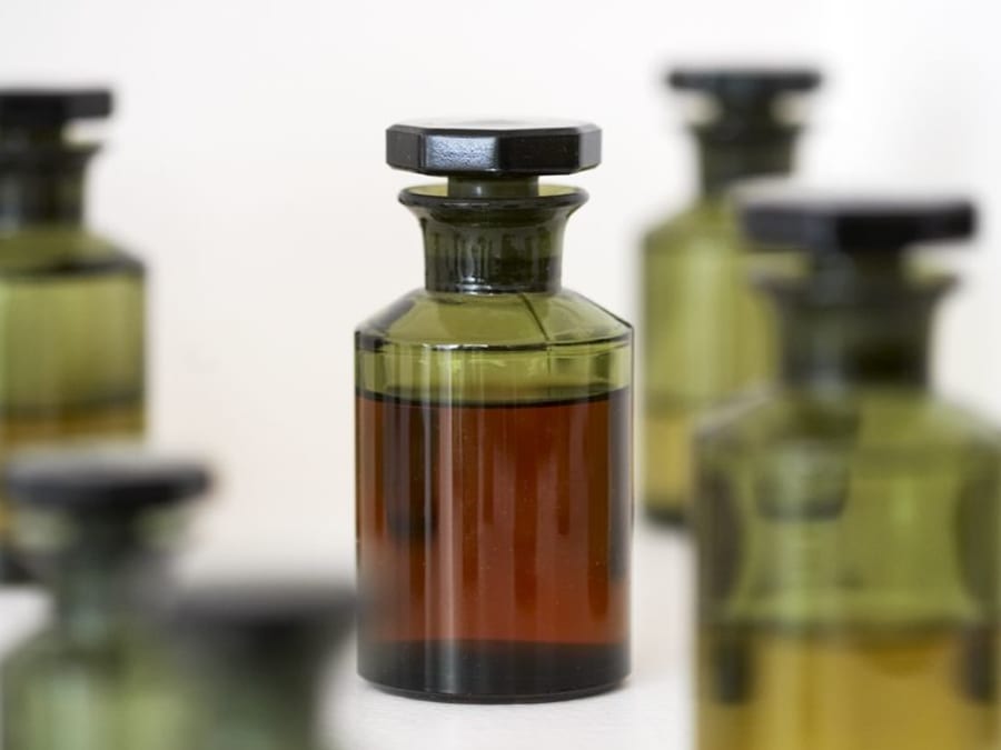 Taller de creación de perfumes en el distrito 7 de París