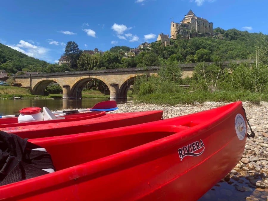 Circuito de los 3 castillos en canoa en Saint-Vincent-de-Cosse (