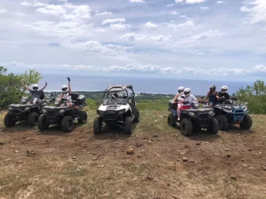 Balade 1h en buggy ou quad depuis Saint-Gilles-Les-Bains (974)