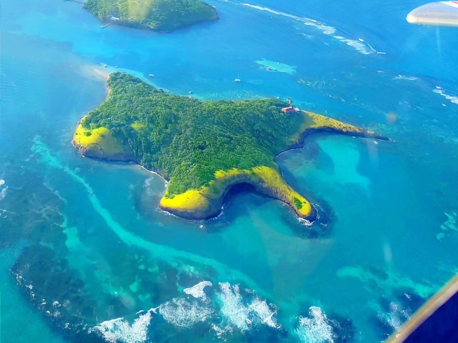 Vol en ULM au-dessus de la Martinique depuis le Lamentin (972)