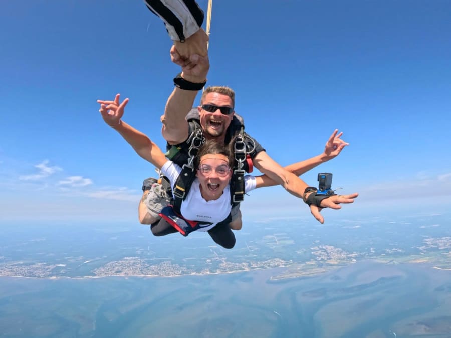 Parachute jump over the Bay of Arcachon (33)