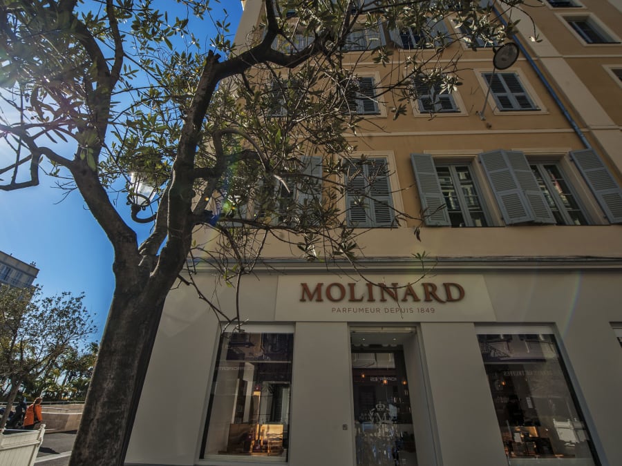 Taller de creación de perfumes en Niza (06)