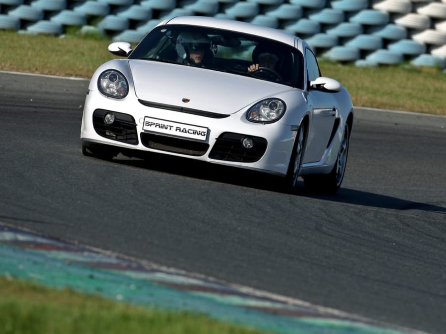 Stage pilotage en Porsche Cayman S 718 Circuit JP Beltoise (78)