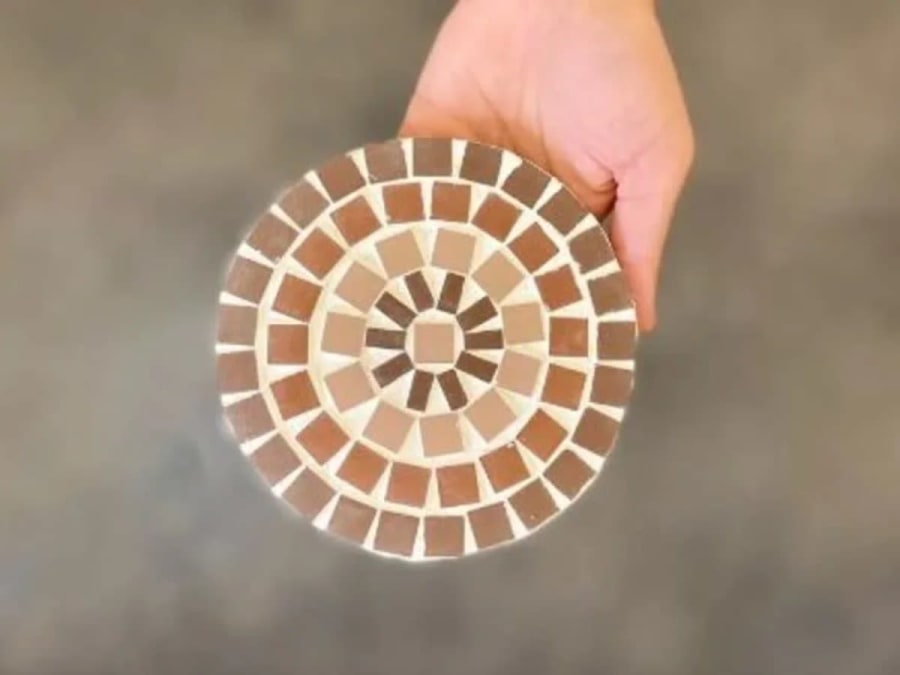 Atelier mosaïque à Versailles (78)