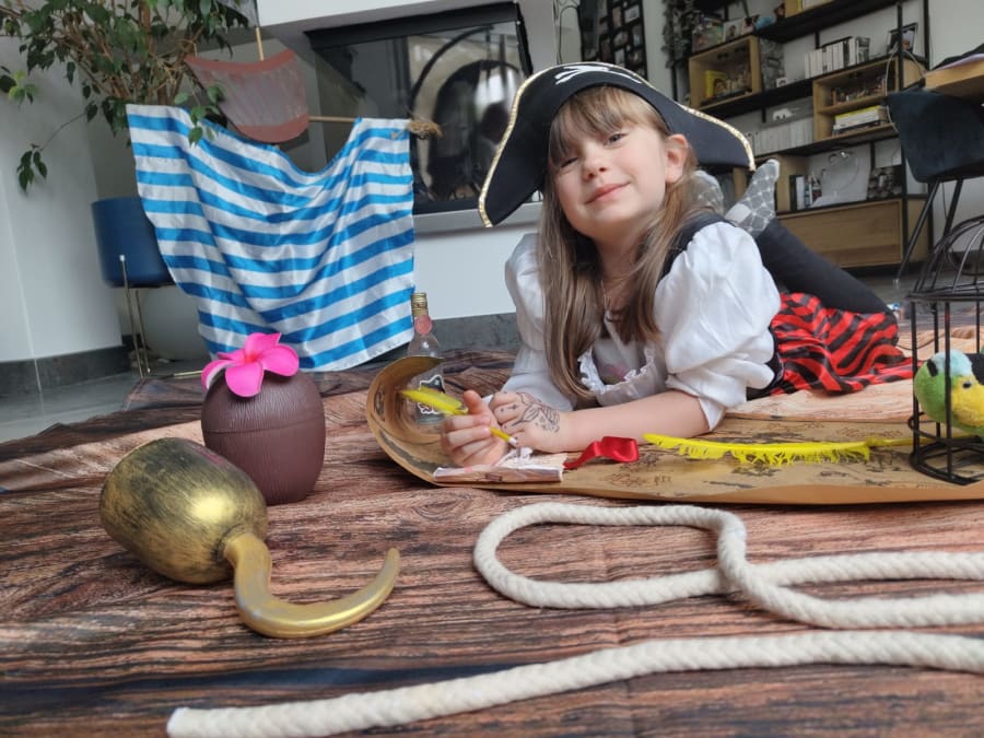 Anniversaire Costumé Pirate  3-12 ans à domicile en IDF