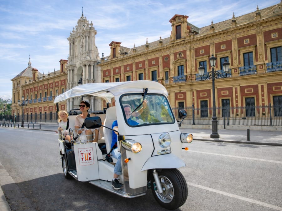 Grande tour guidato in tuk-tuk a Siviglia