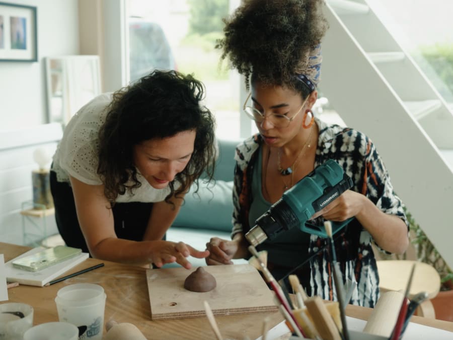 Atelier Parent/enfant création en céramique à Fontaine (38)