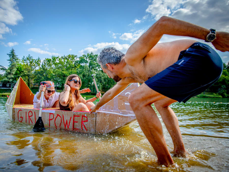 Team Building Construction en carton dans le Sud-Ouest