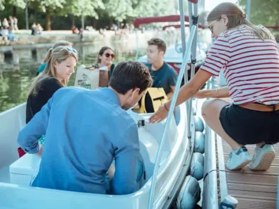 Location de bateau électrique (11 pers. max) à Cergy