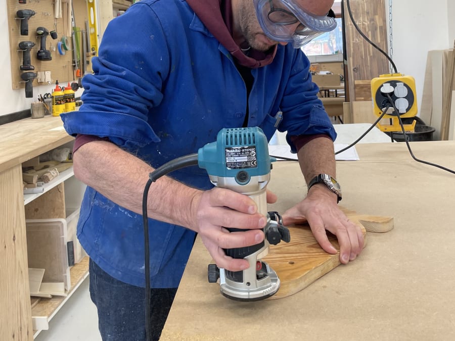 Taller de elaboración de una tabla de aperitivos en el distrito 