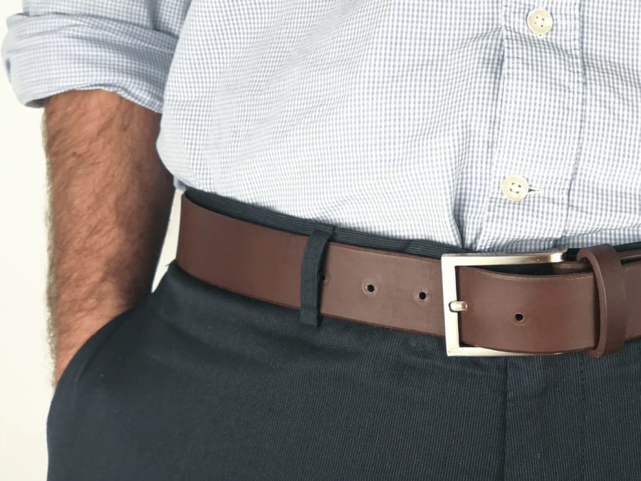 Custom-made leather belt workshop in Paris 2nd arrondissement