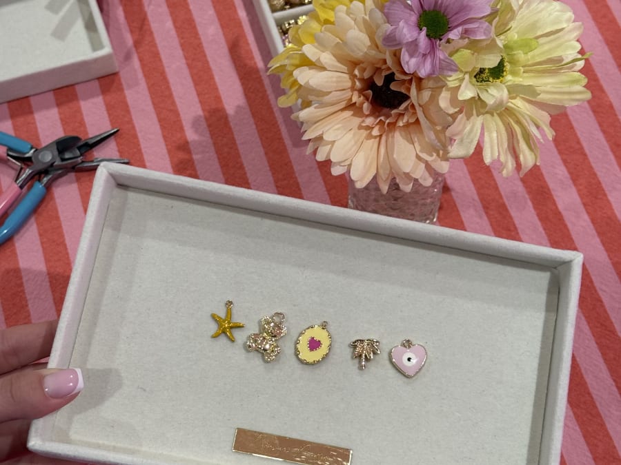 Custom jewelry workshop in Paris 9th district