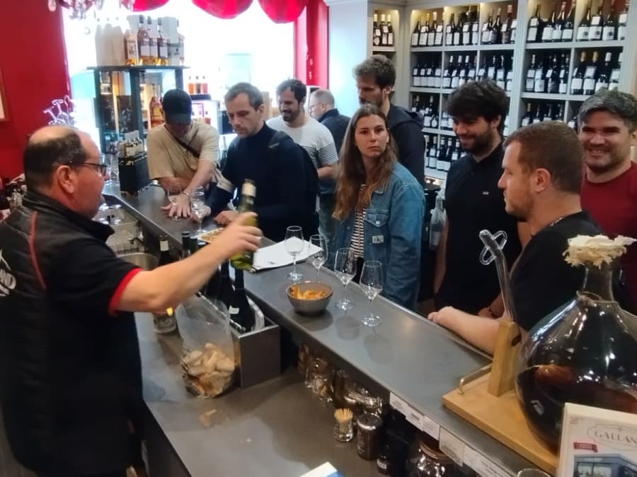 Interactive & gourmet stroll in Amboise (37)