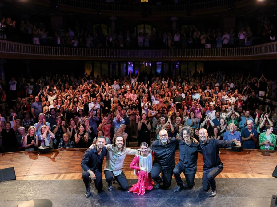 Barcelone : Trio de guitares et spectacle de flamenco au Palau 