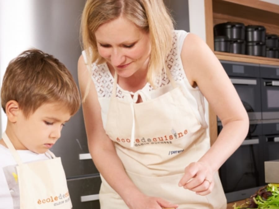 Cours de pâtisserie parent / enfant à l'Ecole Ducasse