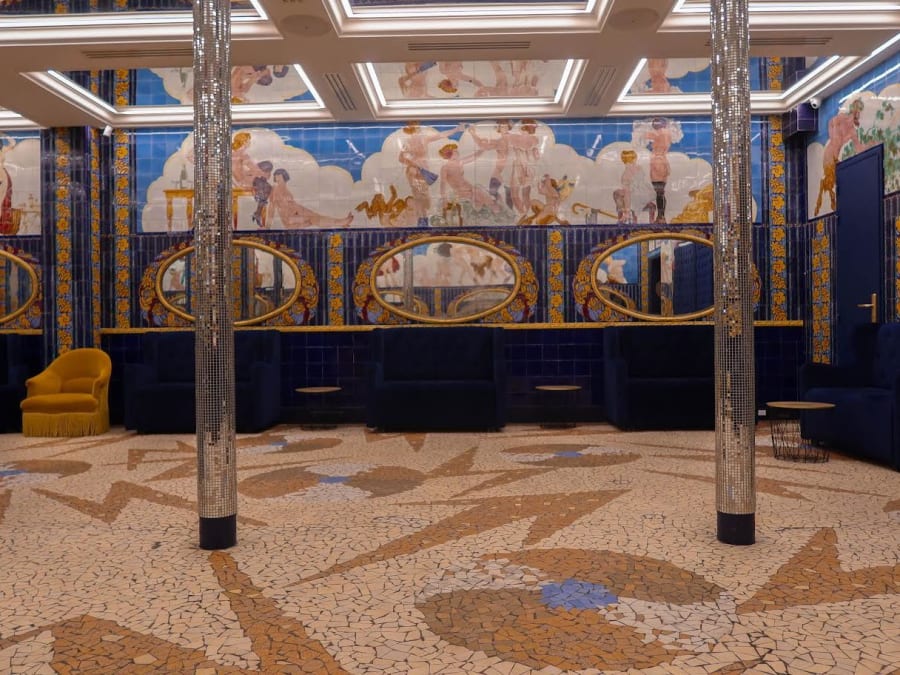 Aux Belles Poules à Paris 2ème