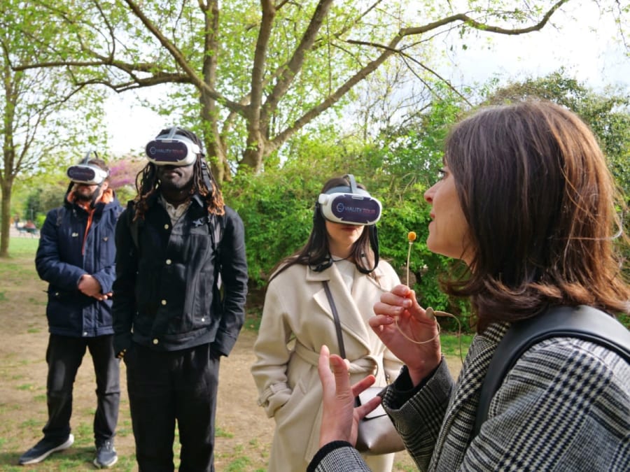 Team building Balade & Expérience réalité virtuelle à Paris 7ème