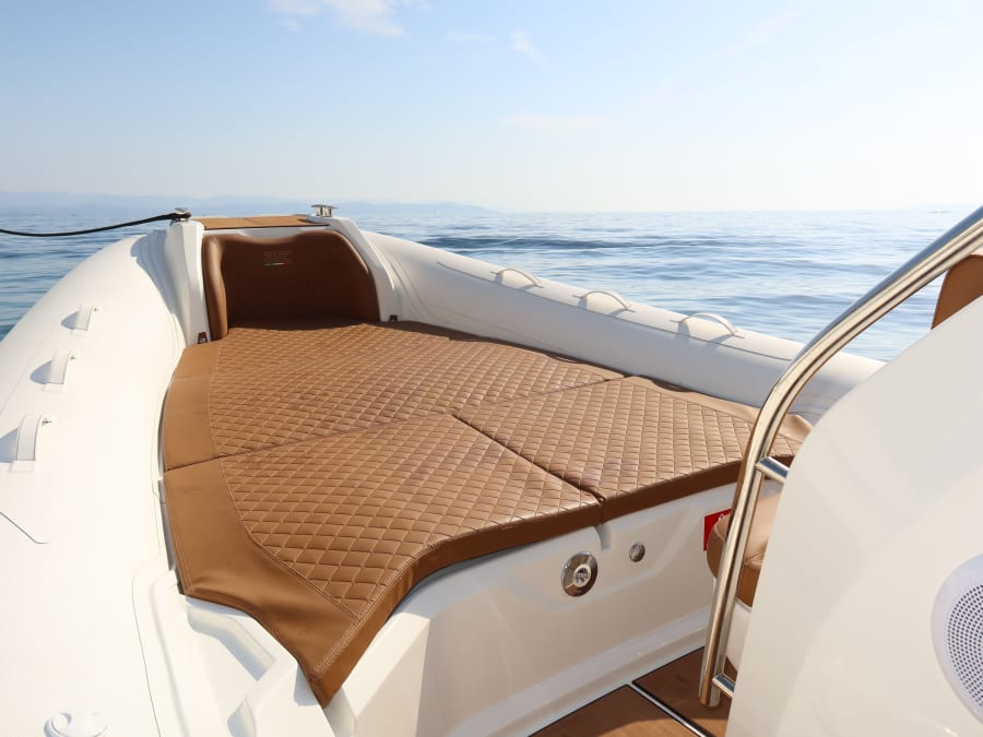 Location de bateau en journée avec ou sans skipper à Hyères (83)