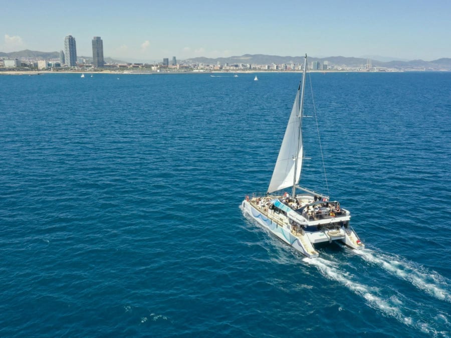 Croisière en catamaran écologique à Barcelone