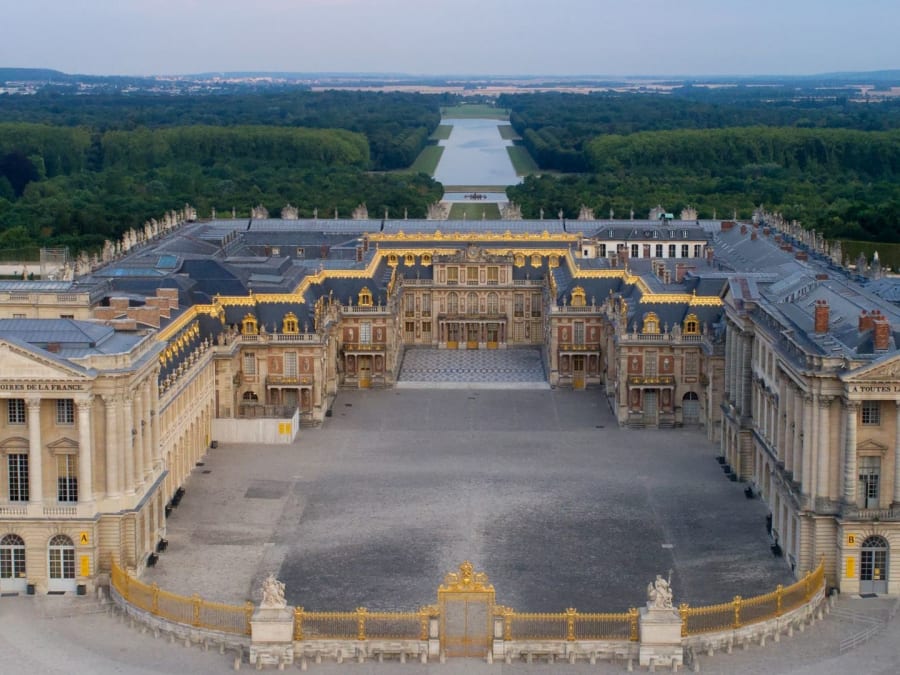 Ticket for the Palace of Versailles + Access to the gardens & Tr