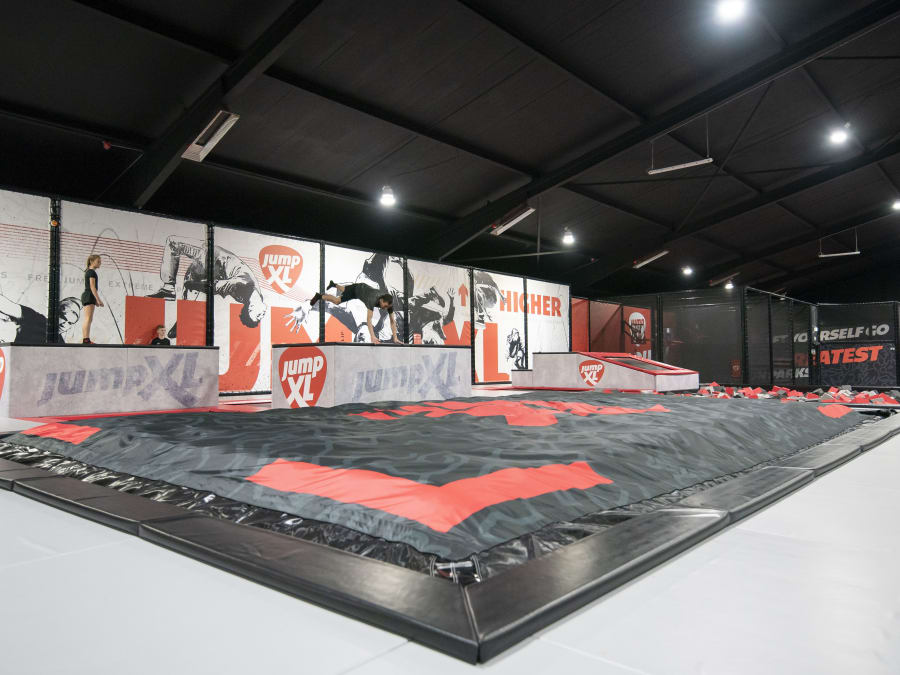 Trampoline Park A Gennevilliers 92 Funbooker