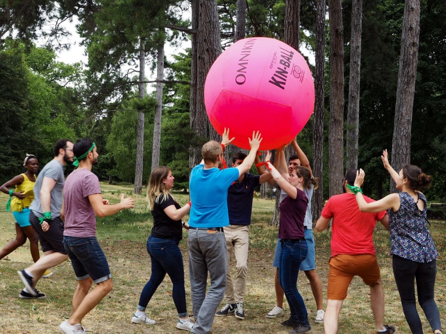 Team Building Défi Sportif Insolite dans un parc à Paris Funbooker