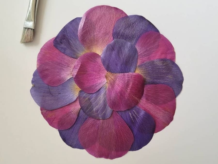 Dried flower painting workshop in Lyon 2