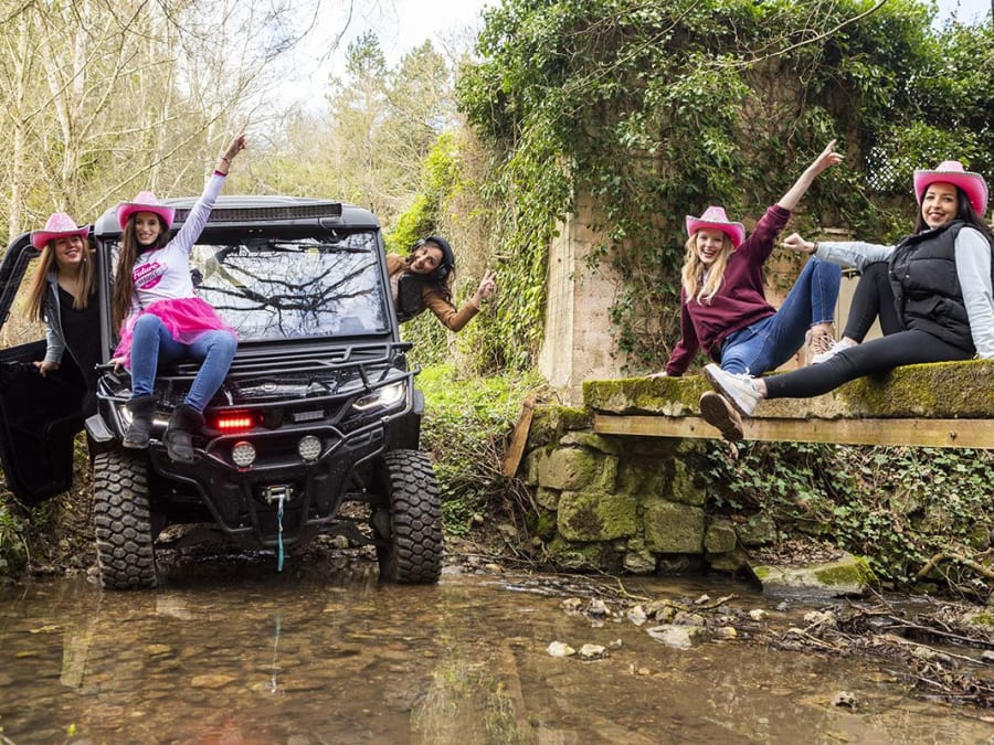 EVJF Raid Amazone dans les Yvelines (78)