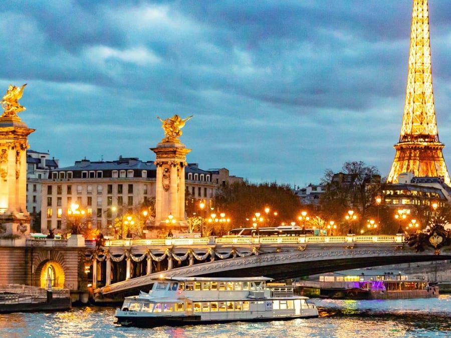Dîner croisière Bistronomique sur la Seine 