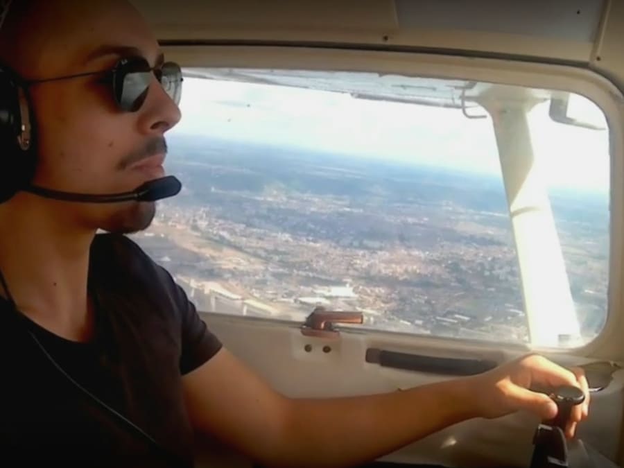 Cursos de vuelo de aviones en Rouen (76)
