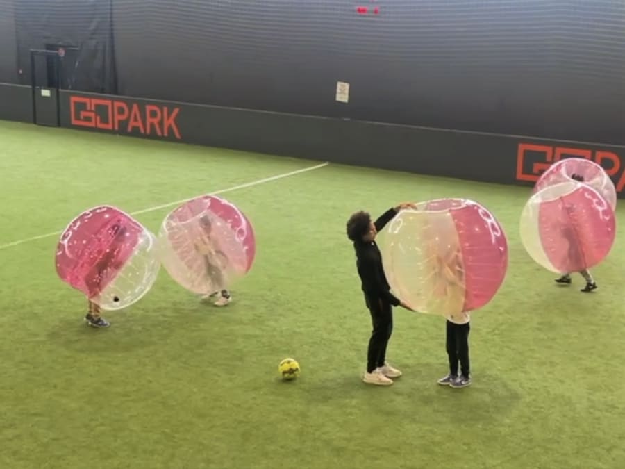 Anniversaire Foot bulle intérieur à Cergy-Pontoise (95)