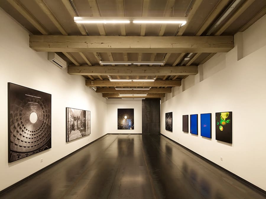 Visita guiada ao bairro do Born e oficina de couro em Barcelona