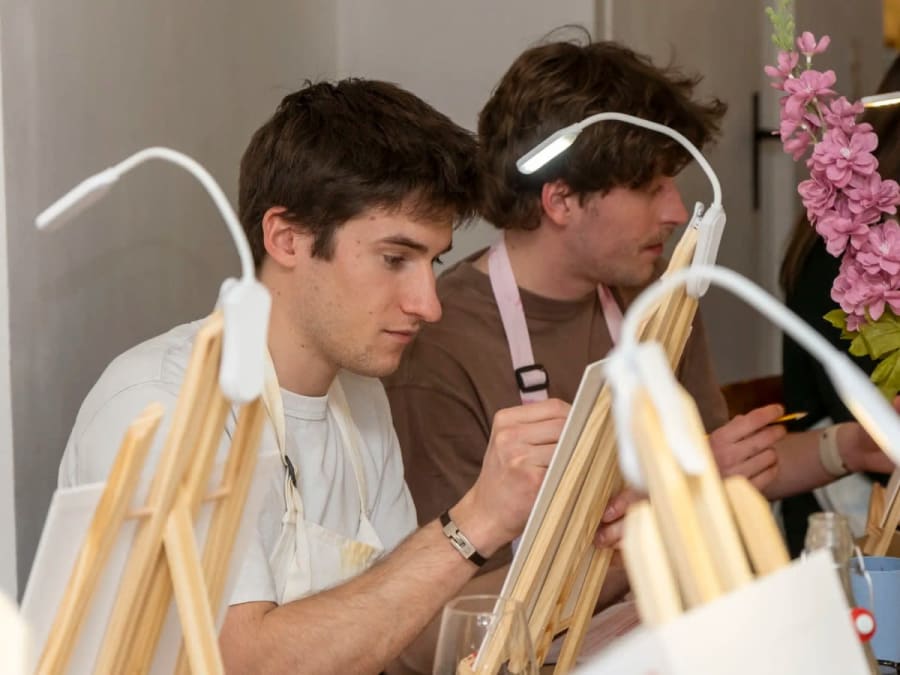 Team Building Atelier Peinture & Goûter gourmand ou vin à Paris