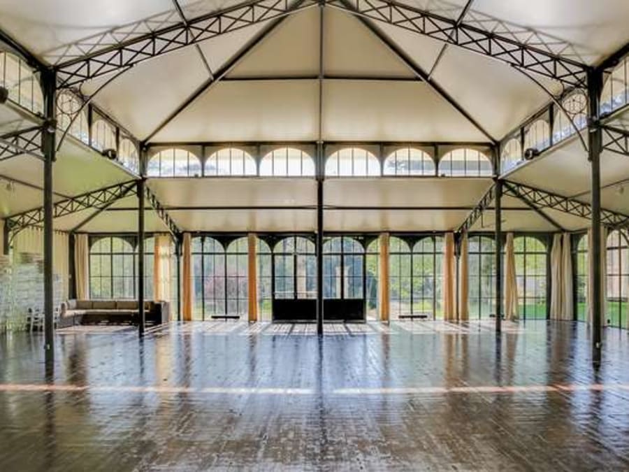 Château de la Cour Senlisse (78)