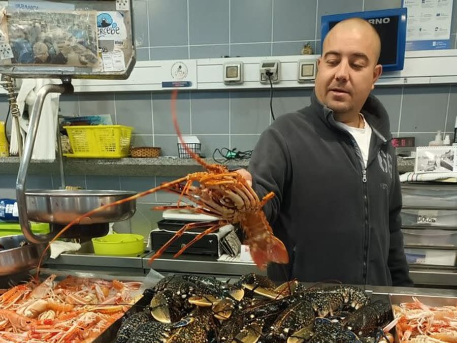 Spesa al mercato, corso di cucina e pranzo a La Coruña
