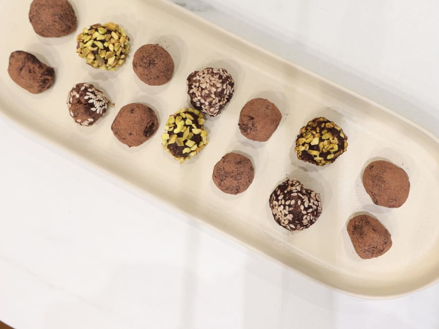 Easter chocolate workshop for parents and children in Paris 14th