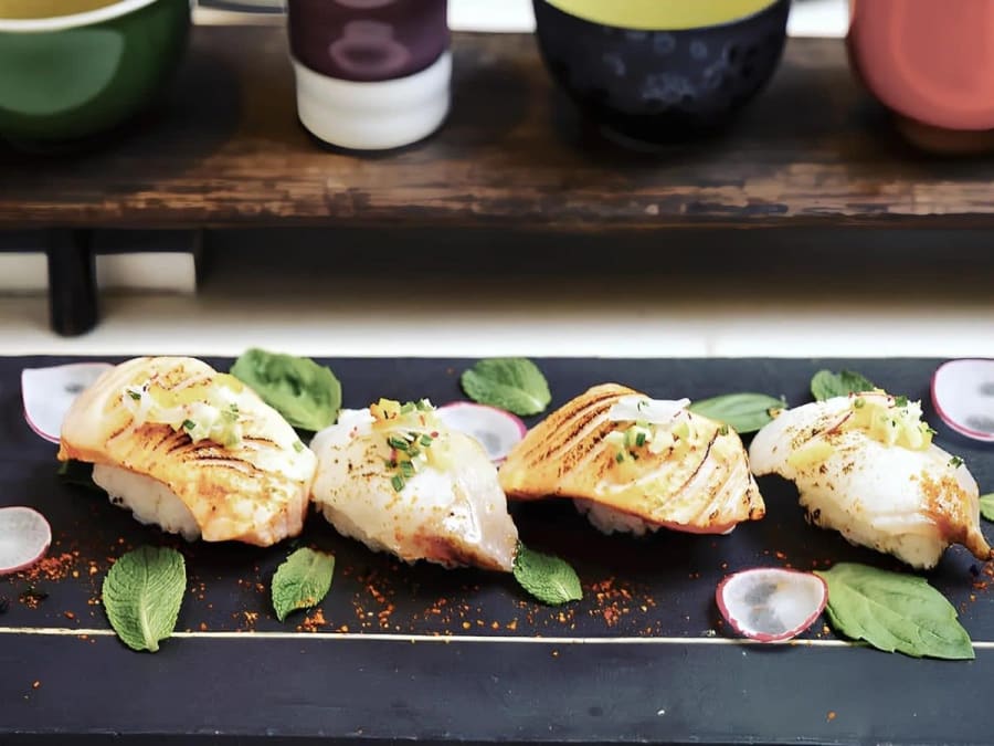 Traditional Sushi Workshop and Tasting in Paris's 6th Arrondissement